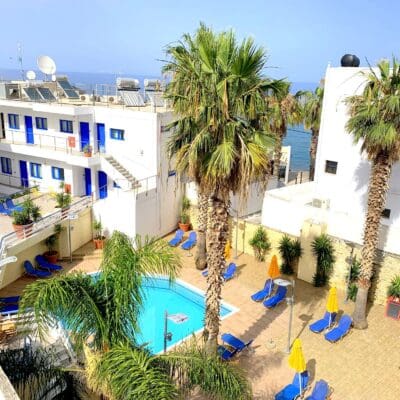 Kassavetis Center - Hotel Studios & Apartments