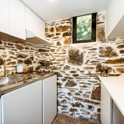 Ellafos Traditional Living