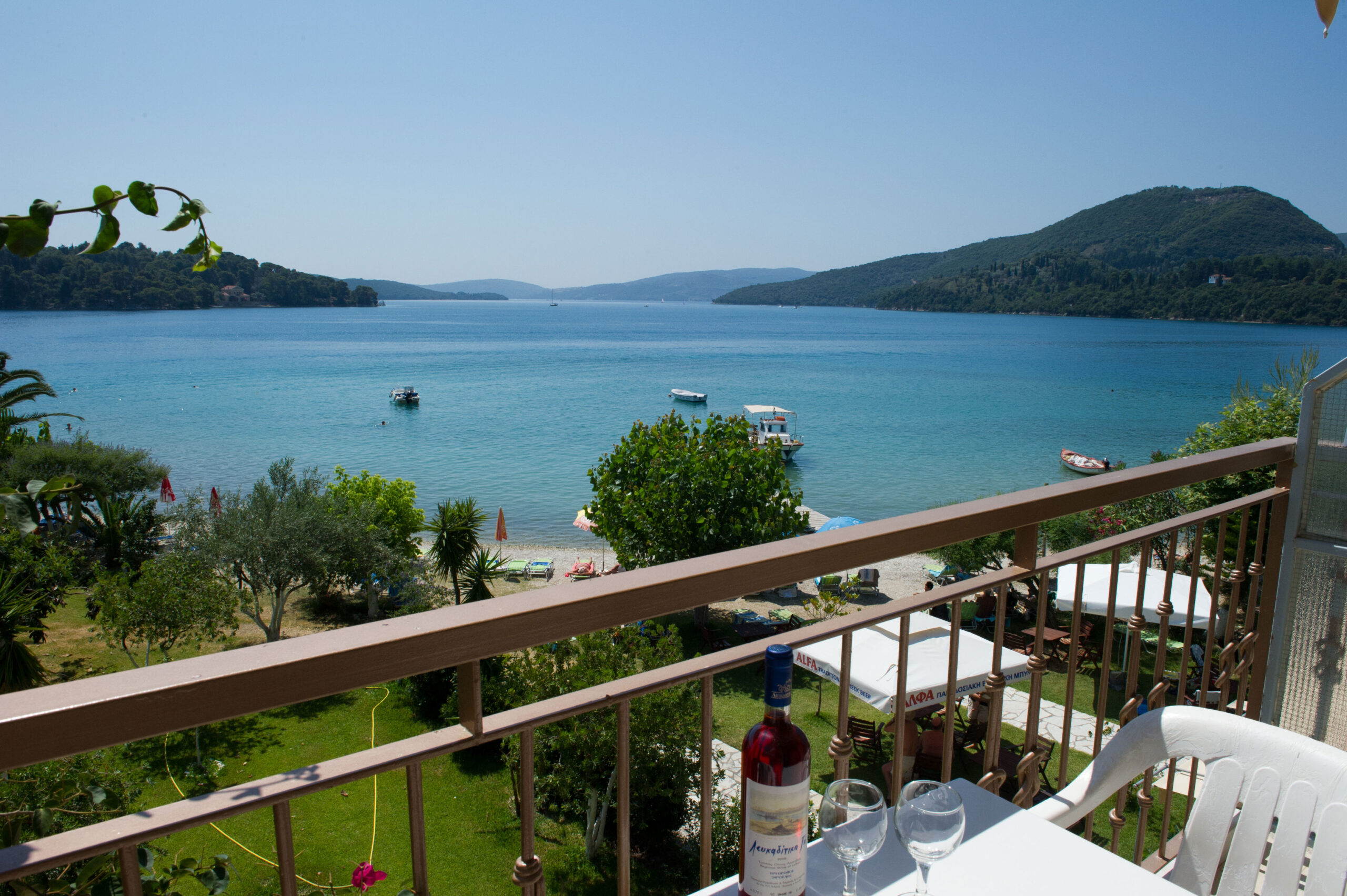 Akrogiali Studio&apos;s