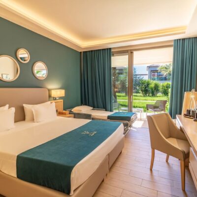 Almyros Beach Resort & Spa