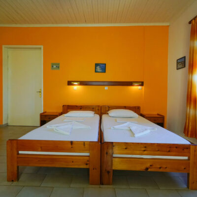 Fly & Go Albatros Studios