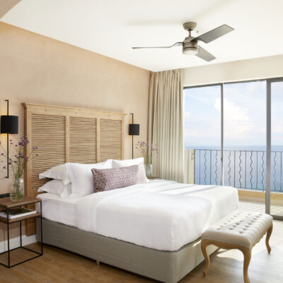 Nido, Mar-Bella Collection