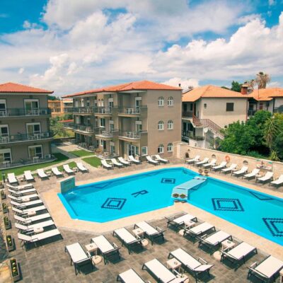 Royal Hotel and Suites