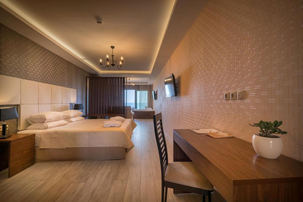 Elegance Luxury Executive Suites - Afbeelding 4