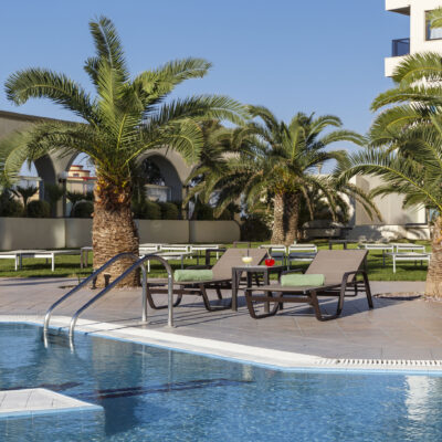 Fly & Go Cactus Hotel