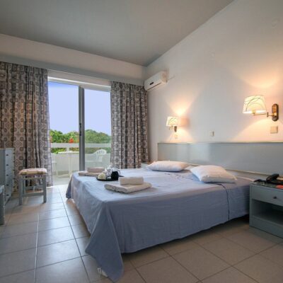 Fly & Go Happy Days Hotel