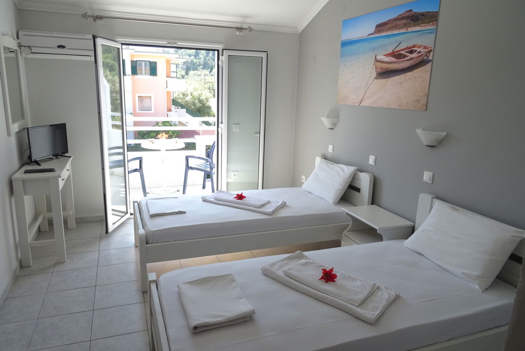 Fly & Go Vagelis Studios - Afbeelding 3