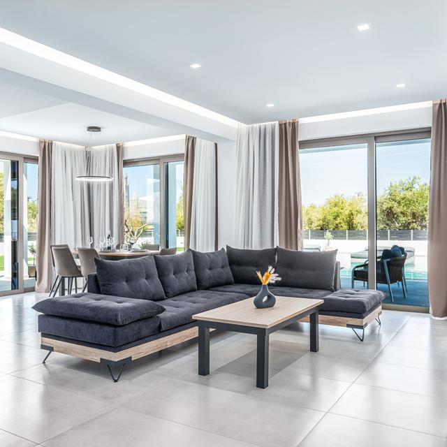 AJ & Christian luxury villas