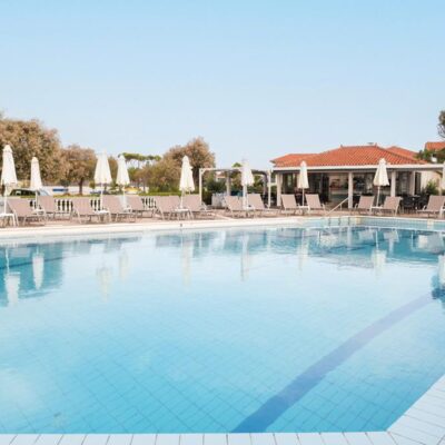 Kalamaki Beach Hotel