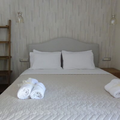 Fly & Go Dokos Studio