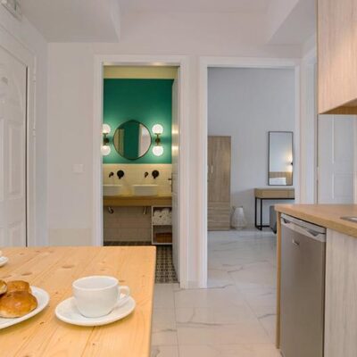 Kouros Hill Apartments