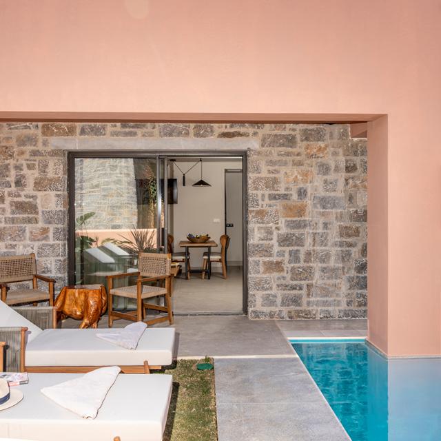 Volta Seaside Boutique Hotel